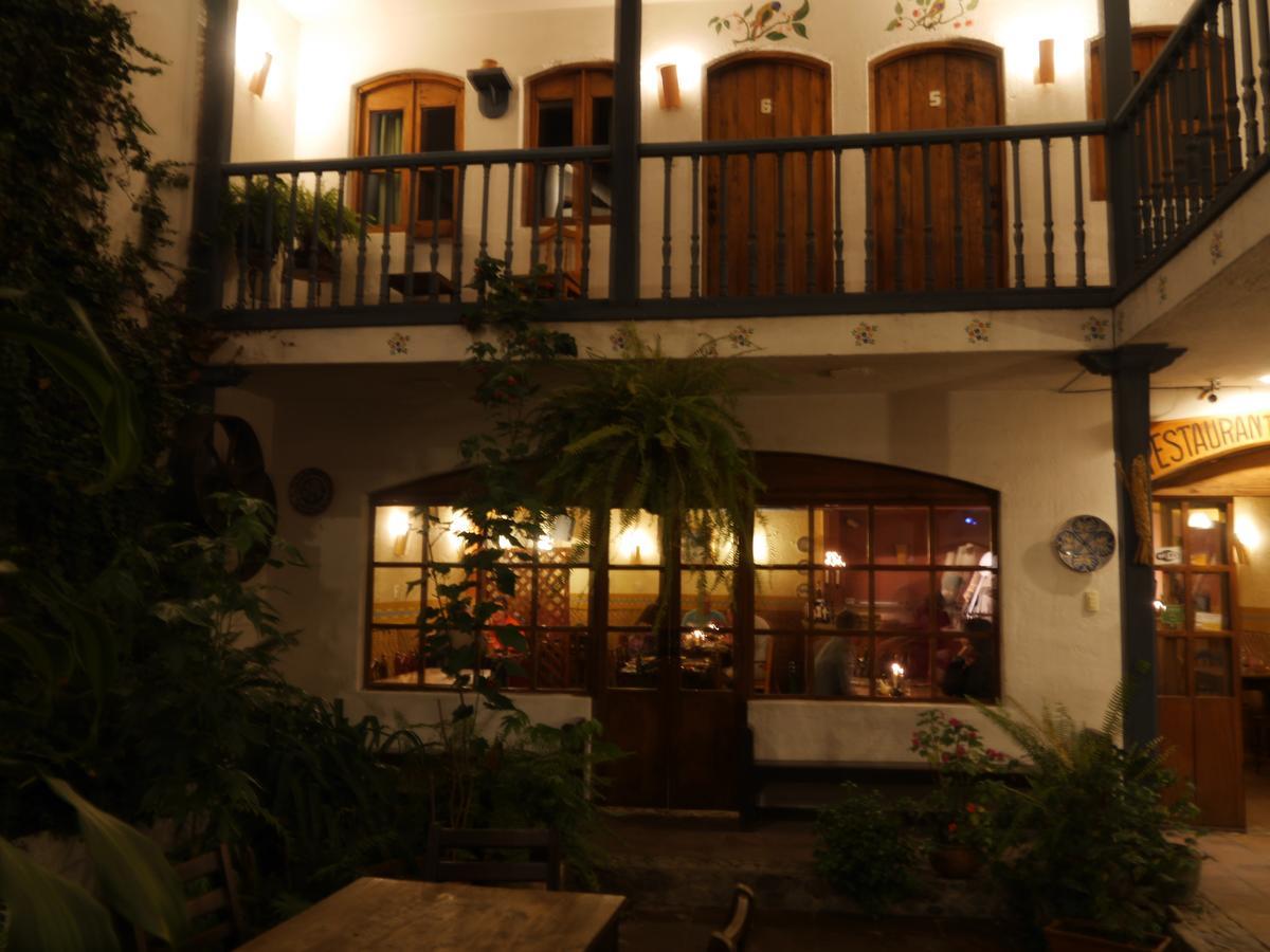 Hotel Dona Esther Otavalo Dış mekan fotoğraf